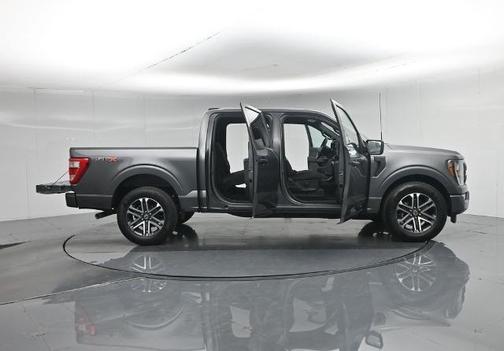 CARBONIZED GRAY METALLIC 2023 Ford F-150 XL