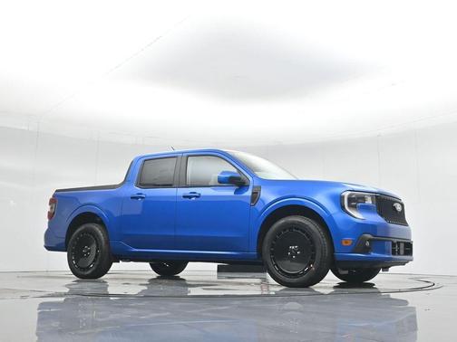 2025 Ford Maverick Lobo Standard