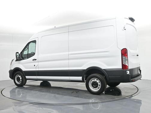 2025 Ford Transit-250 148 WB Medium Roof Cargo