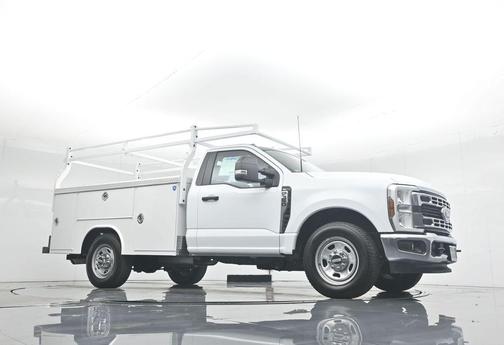 2025 Ford F-350 XL