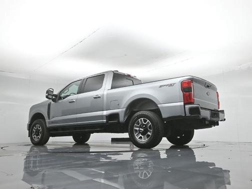 ICONIC SILVER 2024 Ford F-250 LARIAT