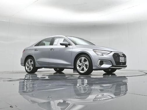 Florett Silver Metallic 2023 Audi A3 40 PREMIUM
