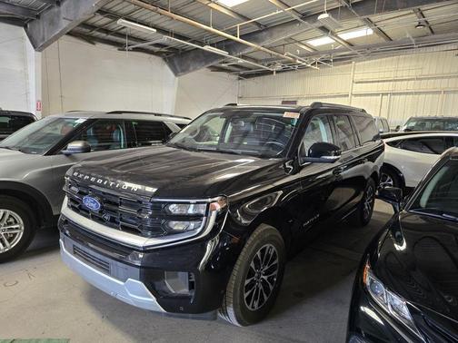 2025 Ford Expedition Max Platinum