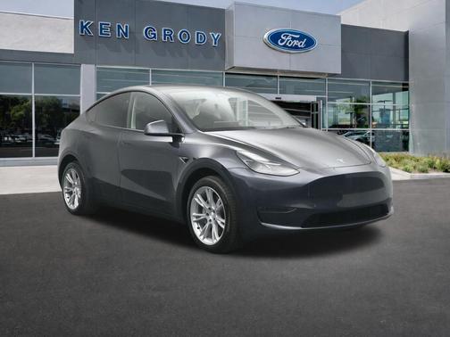 2024 Tesla Model Y Long Range