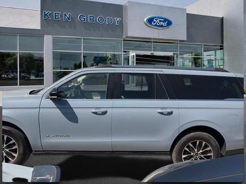 Glacier Gray Metallic 2025 Ford Expedition Max Platinum