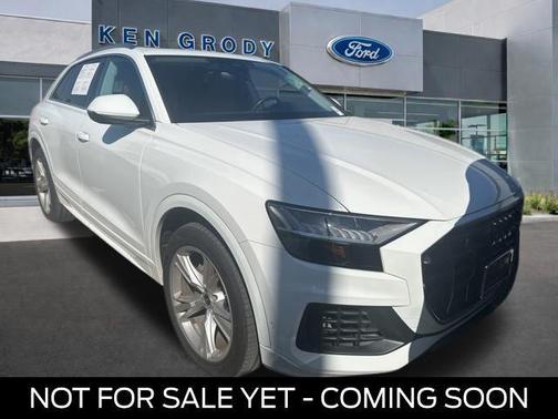 2023 Audi Q8 55 Premium Plus