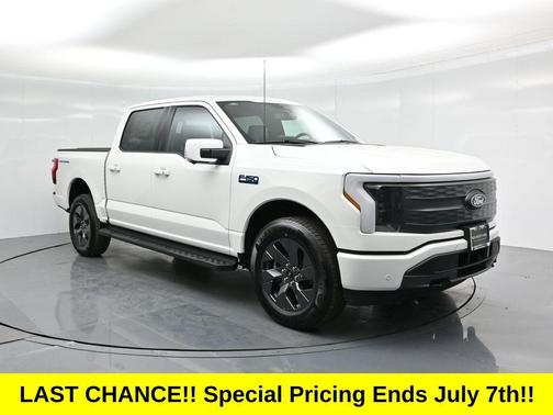 2025 Ford F-150 Lightning LARIAT