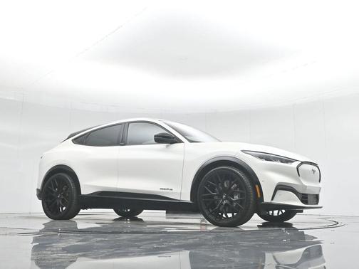 2021 Ford Mustang Mach-E Premium