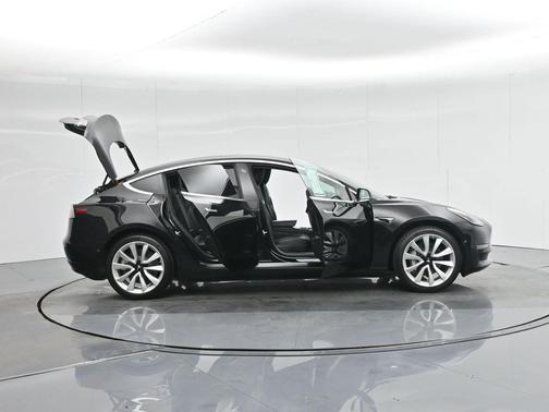 2017 Tesla Model 3 Long Range