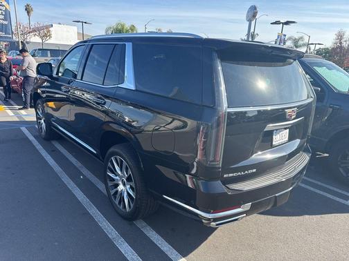 2026 Cadillac Escalade Platinum Luxury