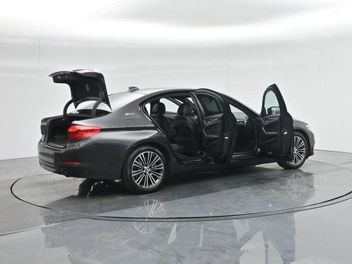 2019 BMW 530e iPerformance