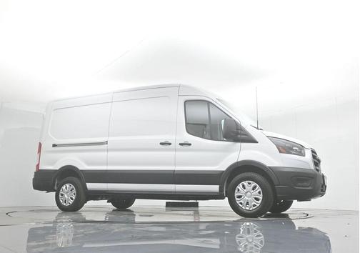 2025 Ford E-Transit Base