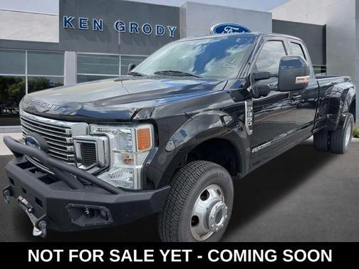 Agate Black Metallic 2022 Ford F-350 Lariat Super Duty