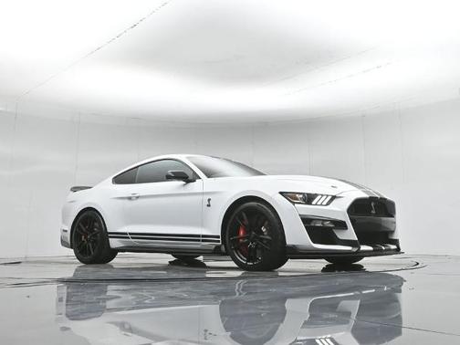 OXFORD WHITE 2022 Ford Mustang SHELBY GT500
