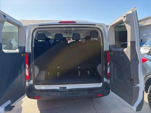 2022 Ford Transit-350 XLT