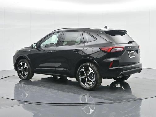 2024 Ford Escape ST-Line Elite