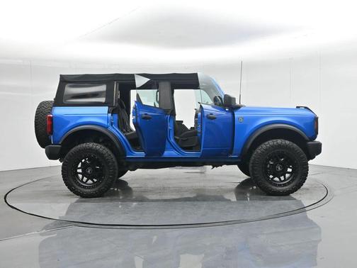2021 Ford Bronco Base