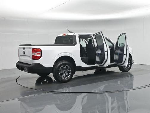 OXFORD WHITE 2025 Ford Maverick XLT