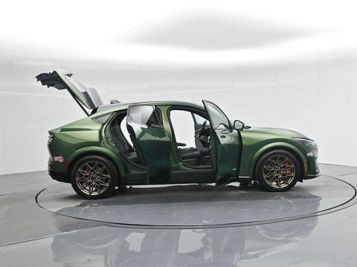 2024 Ford Mustang Mach-E GT
