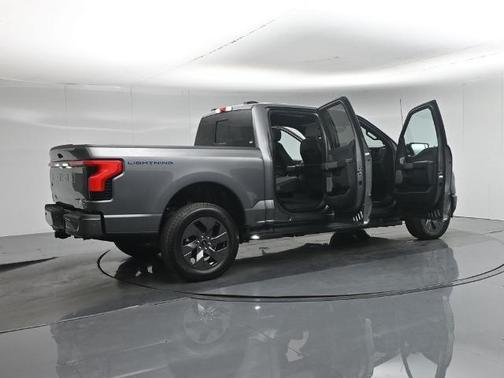 CARBONIZED GRAY METALLIC 2023 Ford F-150 LARIAT
