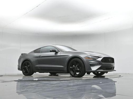 2021 Ford Mustang EcoBoost
