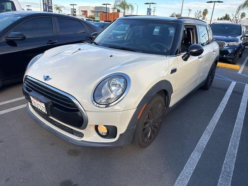 2017 MINI Clubman Cooper