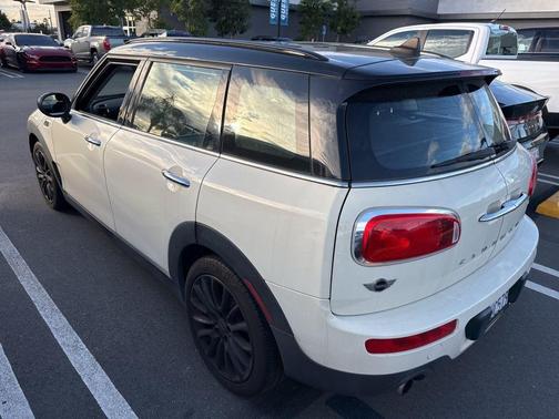 2017 MINI Clubman Cooper
