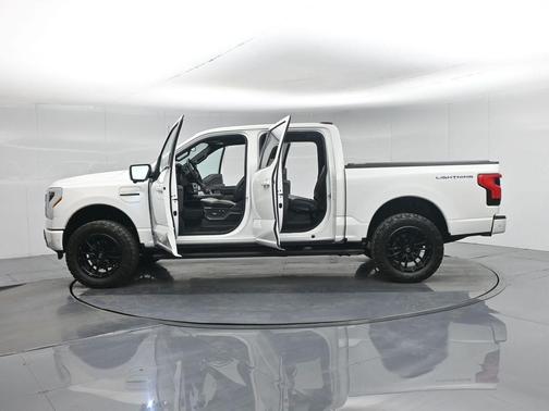 2023 Ford F-150 Lightning Platinum