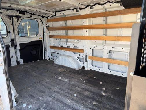 2022 Ford Transit-250 Base