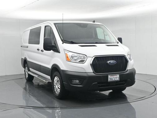 2022 Ford Transit-250 Base