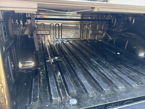 SHELTER GREEN 2025 Ford F-150 RAPTOR