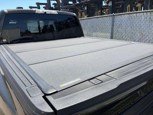 SHELTER GREEN 2025 Ford F-150 RAPTOR