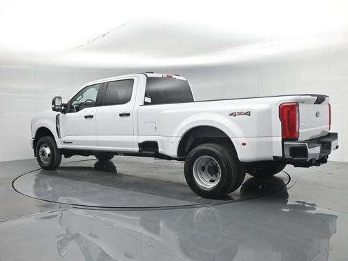 2026 Ford F-350 XLT
