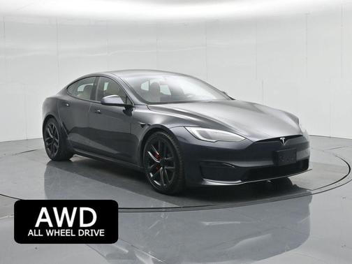 2023 Tesla Model S Plaid
