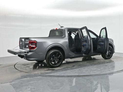 2025 Ford Maverick Lobo Standard