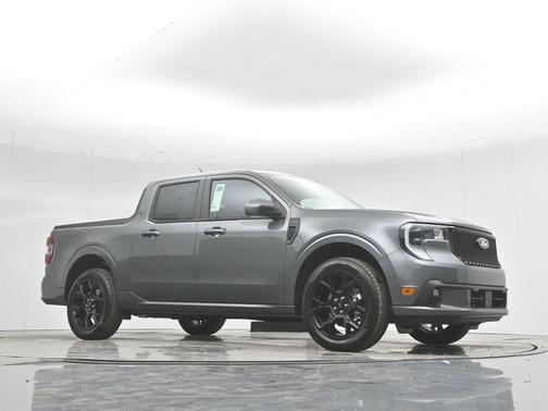 2025 Ford Maverick Lobo Standard