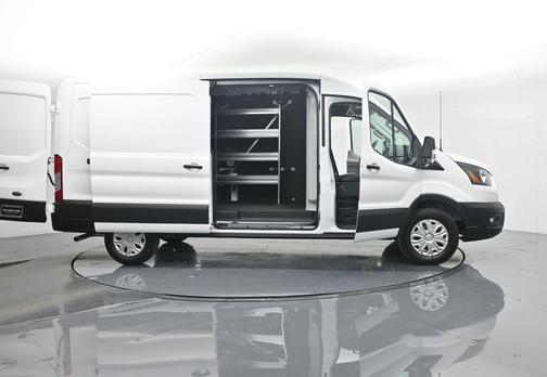 2025 Ford Transit-250 148 WB Medium Roof Cargo