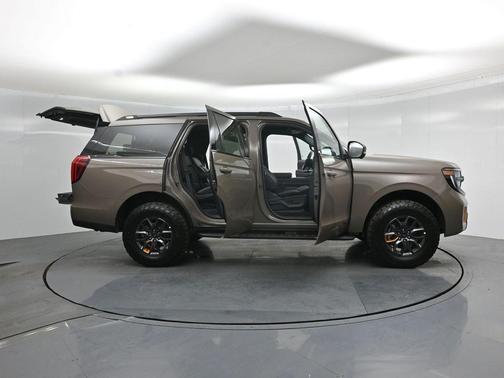 Gray 2026 Ford Expedition Tremor