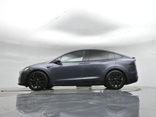 2023 Tesla Model X Standard Range