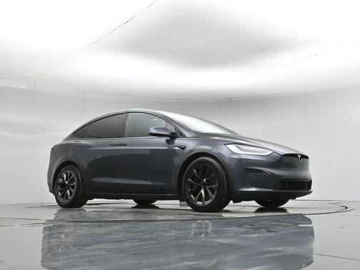 2023 Tesla Model X Standard Range