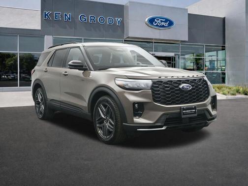 Gray 2026 Ford Explorer ST-Line