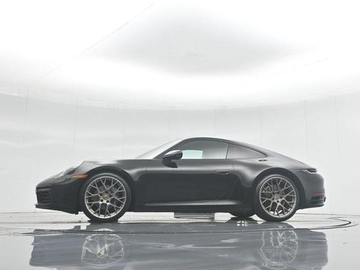 2023 Porsche 911 Carrera