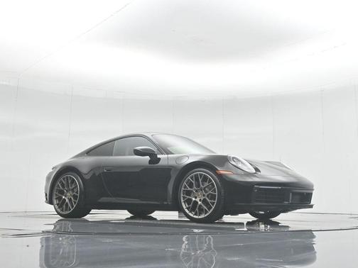 2023 Porsche 911 Carrera