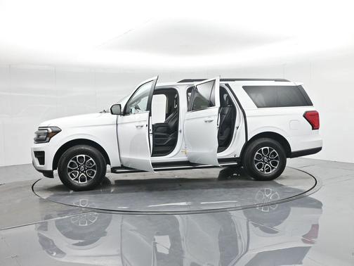 2022 Ford Expedition Max XLT