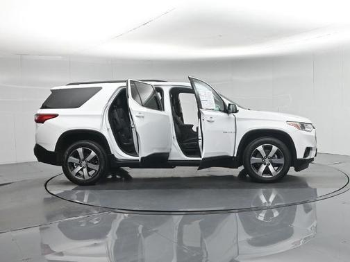 Summit White 2020 Chevrolet Traverse LT W/3LT