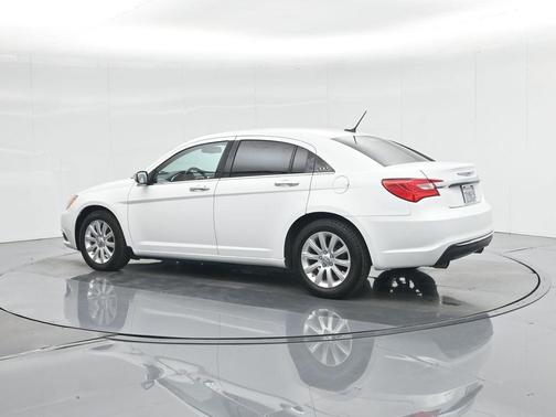 2014 Chrysler 200 Limited