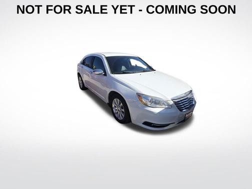 2014 Chrysler 200 Limited