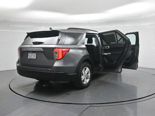CARBONIZED GRAY METALLIC 2023 Ford Explorer XLT