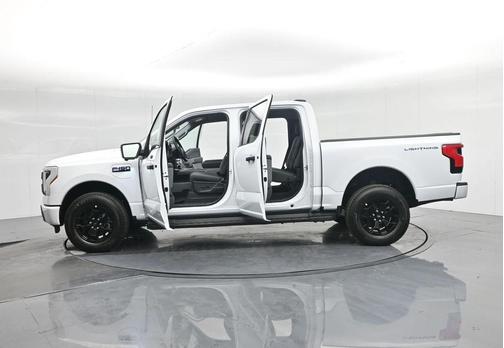 2025 Ford F-150 Lightning XLT