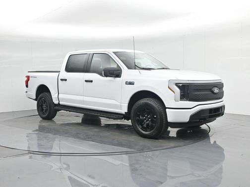 2025 Ford F-150 Lightning XLT